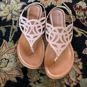 Kelly & Katie Sandals Size 9.5